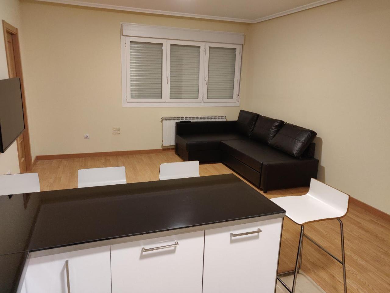 Apartamentos Mirador De Granon Екстериор снимка