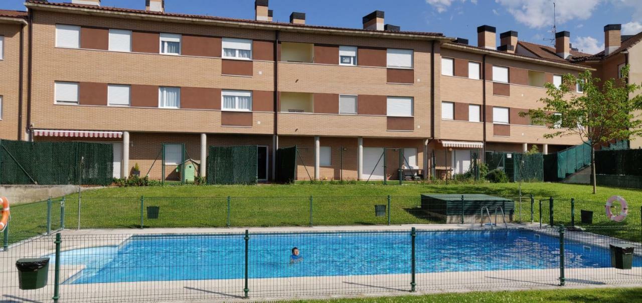 Apartamentos Mirador De Granon Екстериор снимка